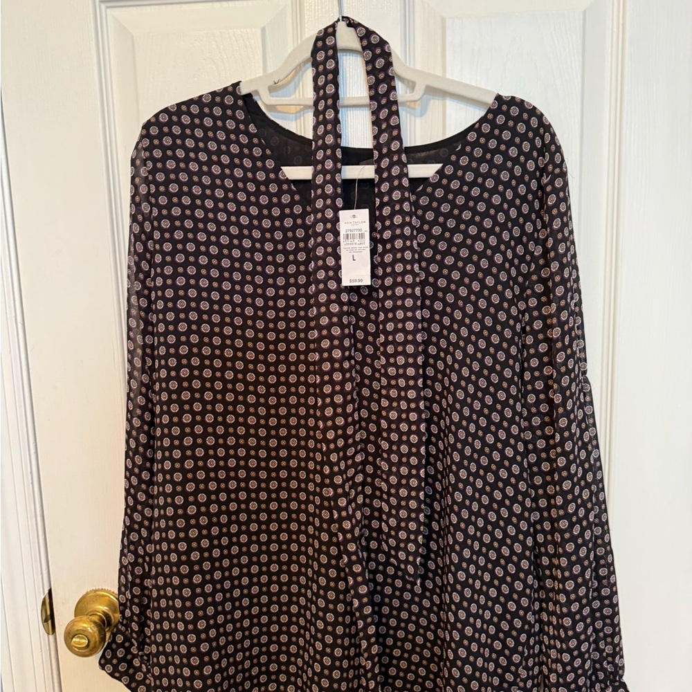 Ann Taylor Black and Cream Patterned Blouse